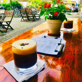 Fuchsbau - Espresso Martini
Fuchsbau Kreuzberg
Bar Berlin - Beer Bar Near Me - Berlin, BE Fuchsbau - Espresso Martini
Fuchsbau Kreuzberg
Bar Berlin - Beer Bar Near Me - Berlin, BE
