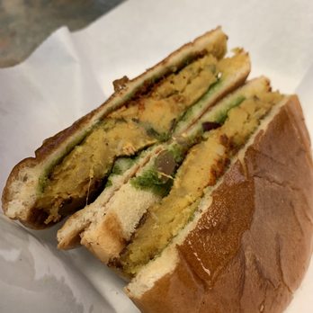 Taj Chaat House - Vada pav - Indian Near Me - Irving, Texas Taj Chaat House - Vada pav - Indian Near Me - Irving, Texas