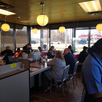 Waffle House - No social distancing 03.06.2021 - Diners Near Me - Salisbury, North Carolina Waffle House - No social distancing 03.06.2021 - Diners Near Me - Salisbury, North Carolina