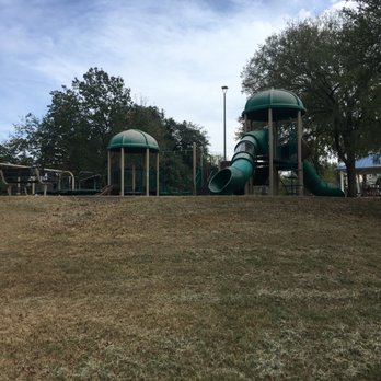 Traders Oak Park - Parks Near Me - Fort Worth, Texas