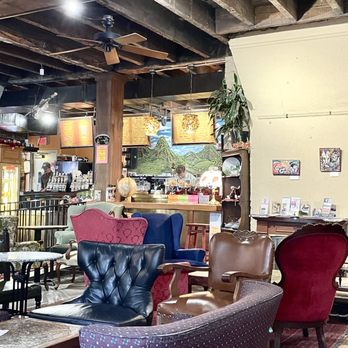 The Gallery Espresso - Inside - Coffee & Tea Near Me - Savannah, Georgia The Gallery Espresso - Inside - Coffee & Tea Near Me - Savannah, Georgia