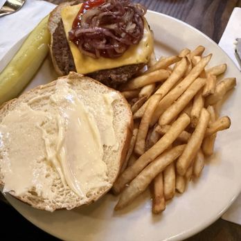 Cheers - Cheeseburger - American Near Me - Boston, Massachusetts