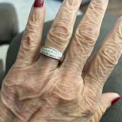 Custom ring