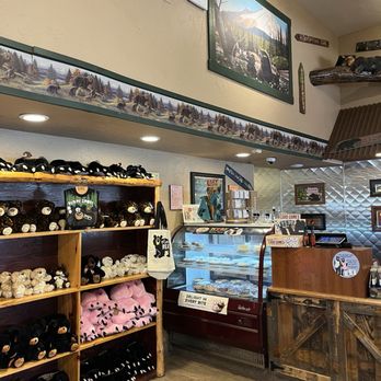 Black Bear Diner Buena Park - Merchandise by cash register - Diners Near Me - Buena Park, California Black Bear Diner Buena Park - Merchandise by cash register - Diners Near Me - Buena Park, California