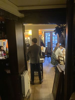 Le Petit Châtelet by null