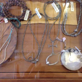 The Tiny Finch - Loved their jewelry - Home Decor Near Me - San Antonio, Texas