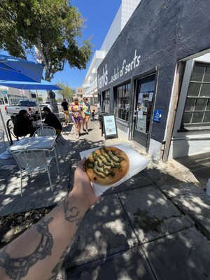 Hank's Bagels by null