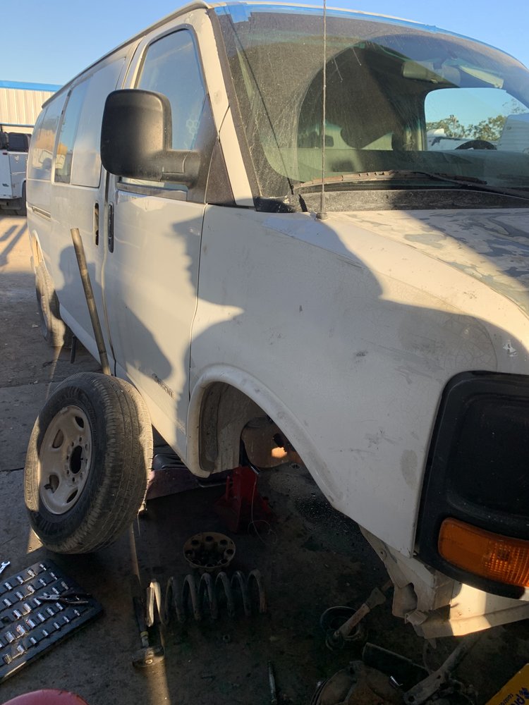 TRUCK REPAIR AND TIRE ROAD Updated September 2024 20 Photos 5323