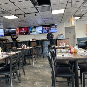 Peconic Diner - Josiah - Diners Near Me - Riverhead, New York