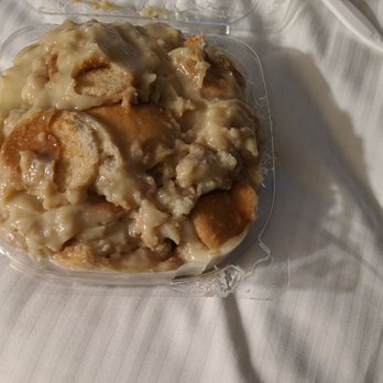 Henry's Soul Cafe - Pile of banana pudding in bed while watching HGTV - Southern Near Me - Washington, DC, District of Columbia