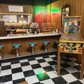 Route 66 Museum - Recreated diner that drivers came across on Route 66. - Museums Near Me - Lebanon, Missouri Route 66 Museum - Recreated diner that drivers came across on Route 66. - Museums Near Me - Lebanon, Missouri
