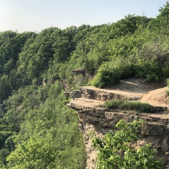 Dundas Peak - Hiking Near Me - Dundas, Ontario