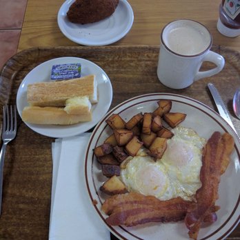 Pipo's Restaurant - Cuban Near Me - Tampa, Florida Pipo's Restaurant - Cuban Near Me - Tampa, Florida