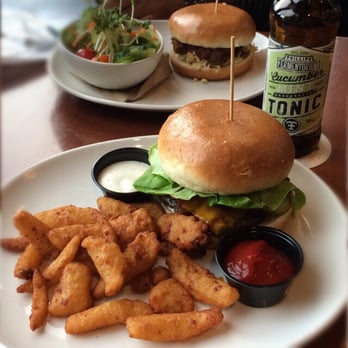 Moby's Pub - Pubs Near Me - Capital, British Columbia