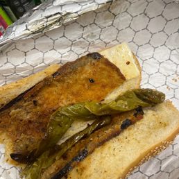 No broccoli rabe on my veggie Diablo. Weak. $12 for this fart of a sandwich. No broccoli rabe on my veggie Diablo. Weak. $12 for this fart of a sandwich.