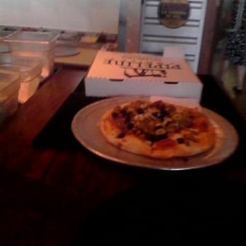 Pipeline Grill - Pipeline got the very best pizza in town - Pizza Near Me - Baytown, Texas