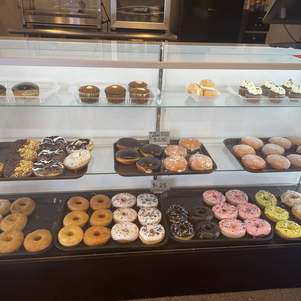 Sugar Moon Kingdom - Bakeries Near Me - Ocala, Florida Sugar Moon Kingdom - Bakeries Near Me - Ocala, Florida