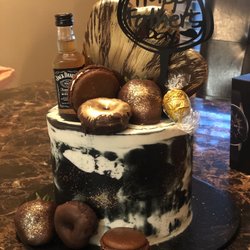 Monique's Cake Company
