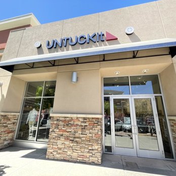 UNTUCKit - Men's Clothing Near Me - Albuquerque, New Mexico