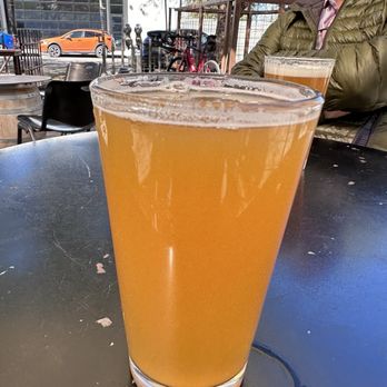 Borderlands Brewing - Toole Ave Hazy IPA w/tangerine - Breweries Near Me - Tucson, Arizona
