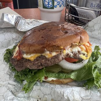 OMG Burgers - Cheese burger - Burgers Near Me - Longview, Texas OMG Burgers - Cheese burger - Burgers Near Me - Longview, Texas