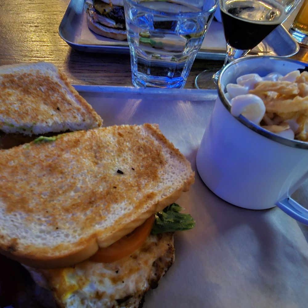 Blt with mac and cheese Blt with mac and cheese