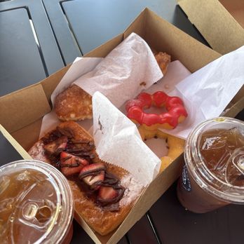 Paris Baguette - Bakeries Near Me - Irvine, California Paris Baguette - Bakeries Near Me - Irvine, California
