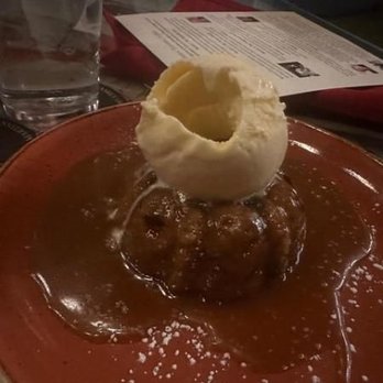Martin's Tavern - Breakfast & Brunch Near Me - Washington, DC, District of Columbia
