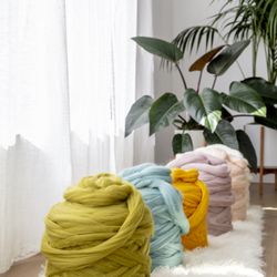Love Fest Fibers - Merino & Targhee roving by the yard or pound! Available in 14 colors. Great for weaving, spinning & a myriad of other creative projects.