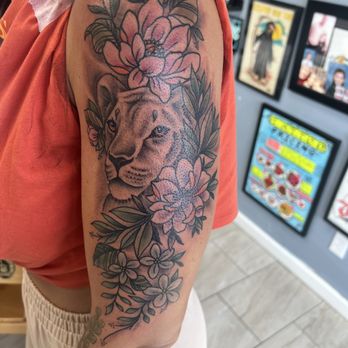 Home Port Tattoos - Lioness surrounded by foliage. - Tattoo Near Me - Corpus Christi, Texas