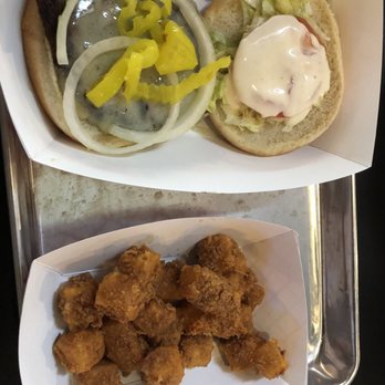 Itsurwiener Restaurant and Bar - Bars Near Me - Clemson, South Carolina