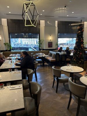 Grand Café Krasnapolsky by null