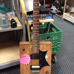 Howard's Pawn Shop - Cigar box guitar