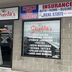 Shanta's Threading - Exterior