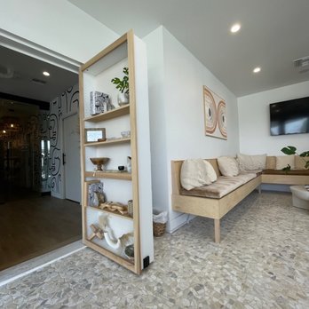 Facial Lounge - Waiting room. - Skin Care Near Me - Costa Mesa, California