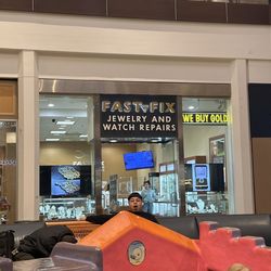 Fast-Fix Jewelry and Watch Repairs - Brea - The front of the store