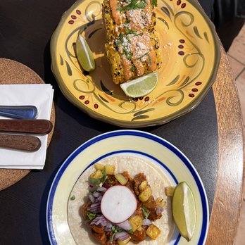ORALE Mexican Grill - Taco Al Pastor and elote - Mexican Near Me - Cambridge, Massachusetts ORALE Mexican Grill - Taco Al Pastor and elote - Mexican Near Me - Cambridge, Massachusetts