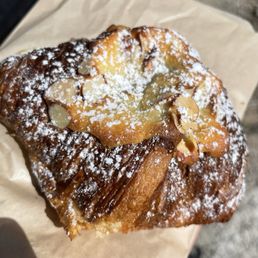 Almond Croissant Almond Croissant