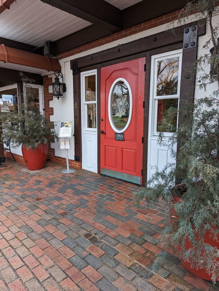 GATE HOUSE GIFT SHOP Updated August 2024 58 Photos Biltmore