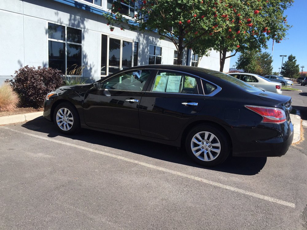 HERTZ CAR SALES OF BEND Updated October 2024 32 Reviews 535 NE