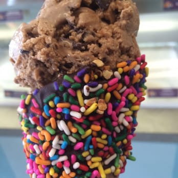 Island Scoops - Kahlua crunch - Ice Cream & Frozen Yogurt Near Me - Bradenton Beach, Florida Island Scoops - Kahlua crunch - Ice Cream & Frozen Yogurt Near Me - Bradenton Beach, Florida