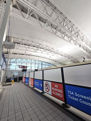 St. Louis Lambert International Airport by null