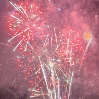 Peralta Park - Best 4th of July fireworks show in OC! - Parks Near Me - Anaheim Hills, California