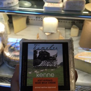 Freestone Artisan Cheese - Cheese made 8 miles away from the shop - Cheese Shops Near Me - Freestone, California