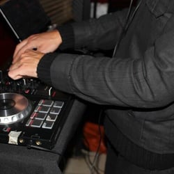 Mataró - Dj en vivo en Mataró Restorant