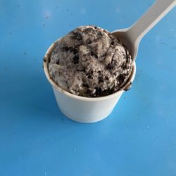 Getcha Sum Ice Cream Parlor - Cookies N Cream