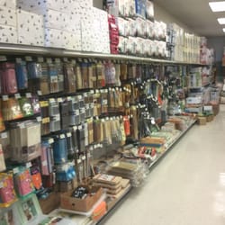 Hana World Market - Stuff for kitchen.