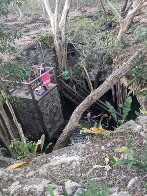 Cenote X'batun by null