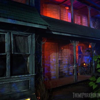 Sinister Pointe Haunted Attraction - Sinister Pointe Haunted Attraction 2011 - Haunted Houses Near Me - Westminster, California