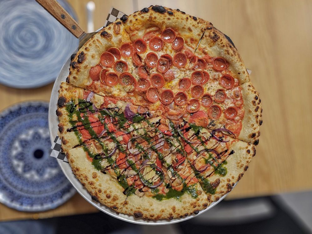 PIZZA FACE Updated September 2024 19 Photos 545 Boulevard Samson, Laval, Quebec Pizza